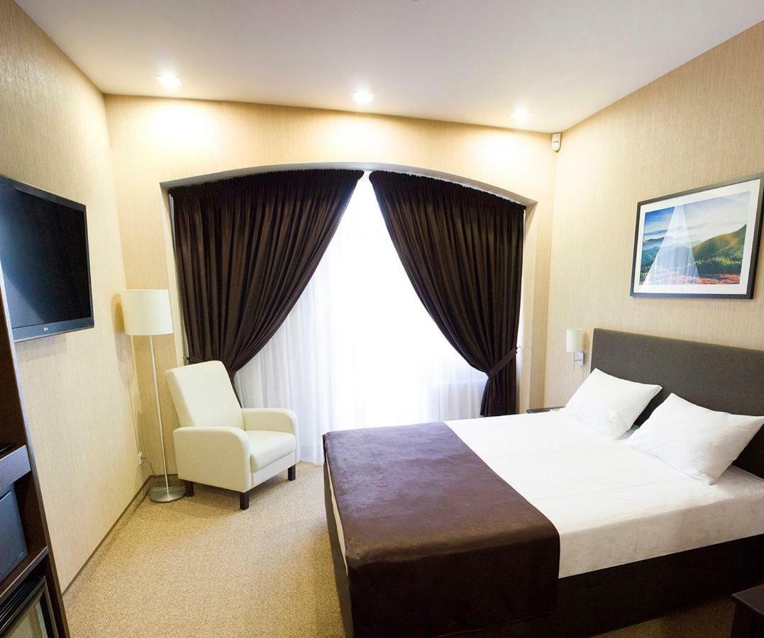 Al Mar Hotel Schaslyve Екстериор снимка