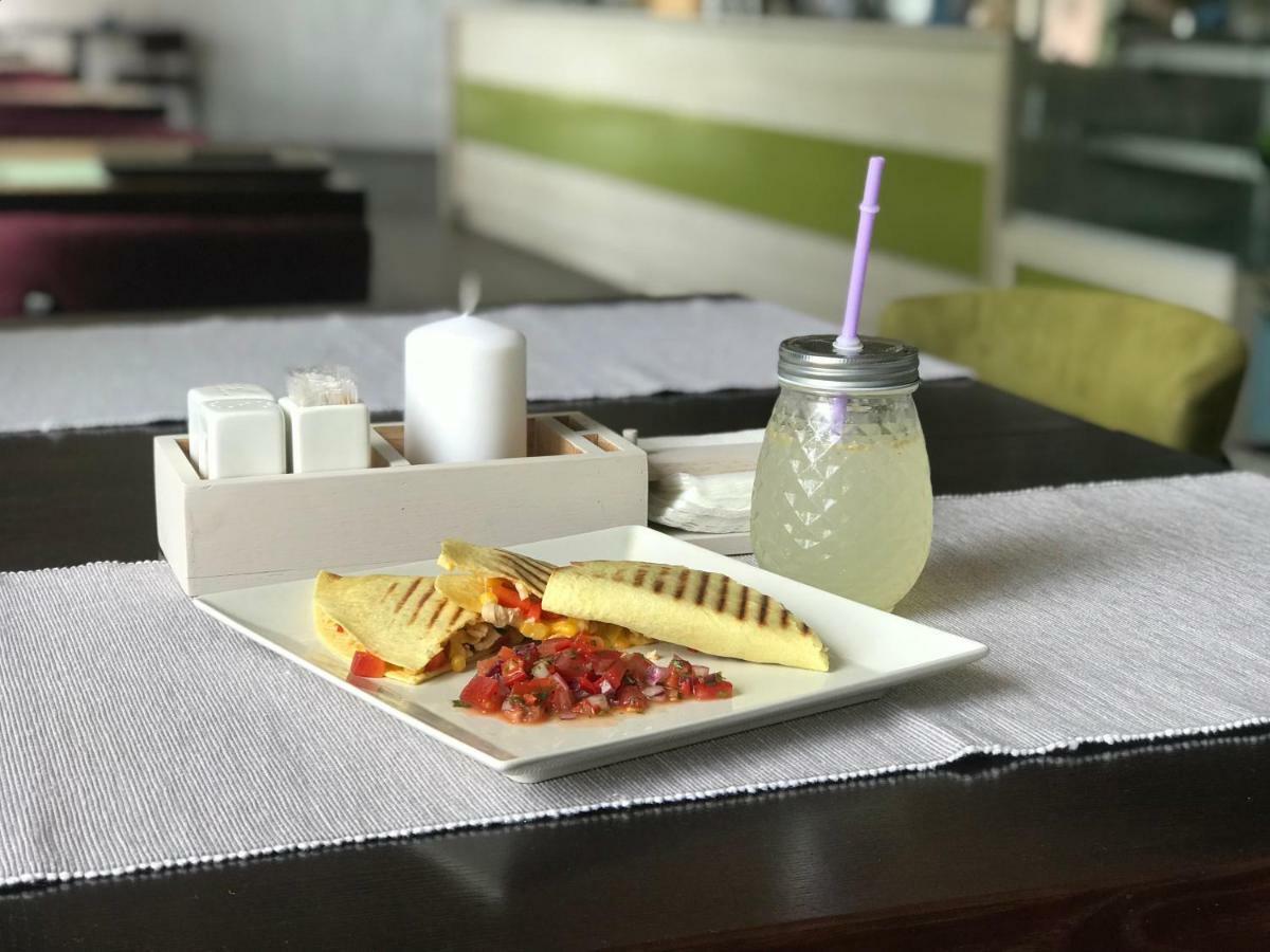 Al Mar Hotel Schaslyve Екстериор снимка